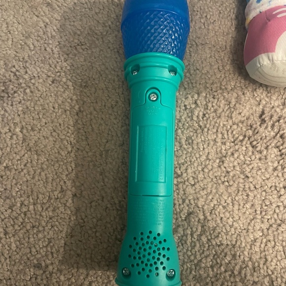 Ms. Rachel sing along doll and ms. Rachel microphone - Picture 6 of 7